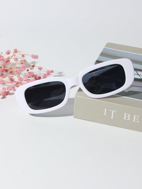 White Sunglasses Women, Glasses Cute, Tiktok Outfits, Women Glasses, Trendy Glasses, White Sunglasses, نظارات شمسية, Fashion Eye Glasses, Better Style