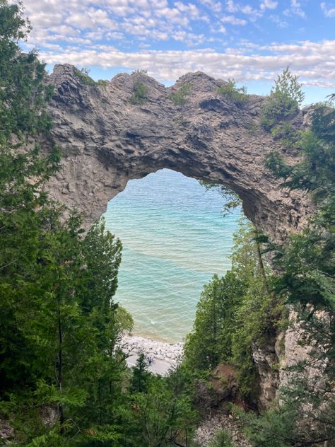 Michigan Asethic, Mackinac City Michigan, Summer In Michigan Aesthetic, Michigan Aesthetic Summer, Up North Michigan Aesthetic, Northern Michigan Aesthetic, Mackinac Island Aesthetic, Macinak Island Michigan, Mackinaw Island Michigan