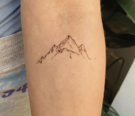 Hip Tattoos Women Geometric, Men’s Dainty Tattoos, 3 Mountain Tattoo, Simplistic Mountain Tattoo, Montana Inspired Tattoos, Patagonia Tattoo Ideas, Mount Hood Tattoo, Mountain Line Art Tattoo, Small Tattoos Ribs