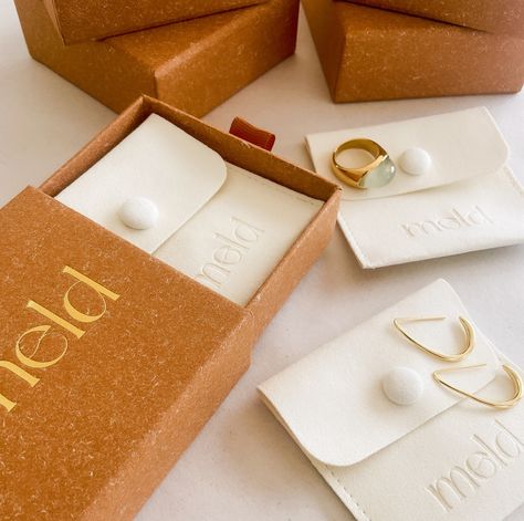 Every jewellery piece you order from us comes beautifully packaged and delivered to your door in our custom boxes and soft microfibres pouches. The perfect way to treat yourself or someone special. You can also add a gift message at checkout and have your gift sent directly to the lucky recipient. 🤍 And remember we ship internationally with DHL express Small Business Ring Packaging Ideas, Minimalist Brass Dome Ring For Gift, Ring Packaging, Ring Packaging Ideas, Jewelry Packaging Box Ribbon, Treat Yourself, Custom Boxes, Jewelry Pieces, Packaging