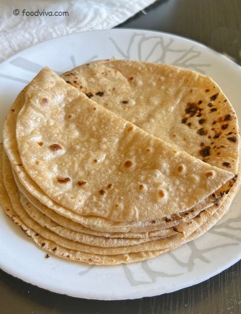 Roti Recipe - How to Make Soft Roti (Chapati) - Whole Wheat Flour Bread Whole Wheat Roti Recipe, Authentic Roti Recipe, Quick Roti Recipe, Butter Roti, Rice Flour Roti Recipe, Soft Chapati Recipe, Whole Wheat Roti, Soft Roti Recipe, Roti Making