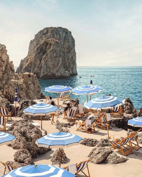 Notes from the Weekend & this Week’s Links 19.06.23 Capri Italia, Paul Fuentes, Italy Beaches, Capri Italy, Italy Aesthetic, Voyage Europe, Europe Summer, Dream Travel Destinations, Italian Summer