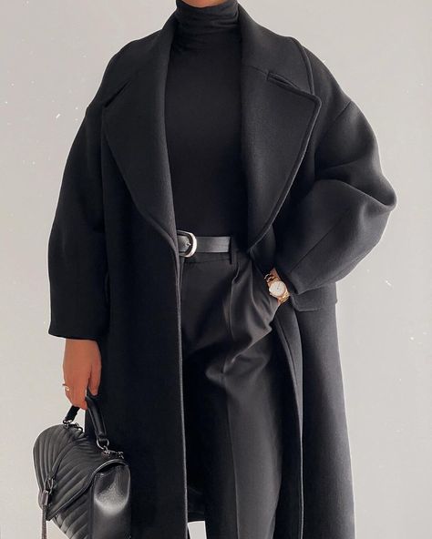 Mantel Outfit, Chique Outfits, My Fashion, Jointed Dolls, Winter Trends, Mode Inspo, 가을 패션, Mode Vintage, Mode Inspiration