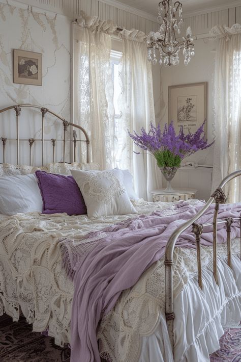 Soft Lavender Bedroom, Vintage Master Bedrooms Decor, Lavender Bedrooms, Lavender Boho Bedroom, Bedroom Solutions, Lavender Bedroom, Lavender Room, Purple Bedroom, Casa Country