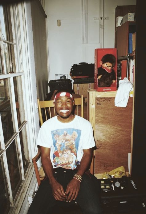 pinterest: laurenmorsee Champagne Coast, Frank Ocean Songs, Frank Ocean Poster, Frank Ocean Wallpaper, Arte Punk, Terry Richardson, Ocean Pictures, Music Taste, Frank Ocean