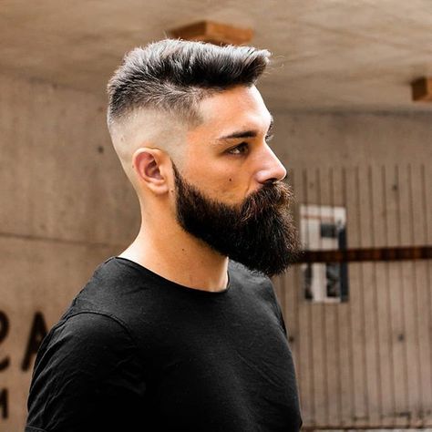 Trending Hair's styles (@4hairfocus) • Instagram photos and videos Gentleman Haircut, Short Hair With Beard, Pompadour Fade, Long Beard, Stylish Short Haircuts, Beard Fade, Classy Hairstyles, Long Hair On Top, Pastel Pink Hair