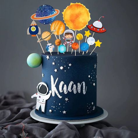 Space Theme Decorations, Decorations For Birthday Party, Space Cupcakes, Planet Birthday, Rocket Cake, Planet Cake, Space Cake, Baby Shower Cake Decorations, Astronaut Party