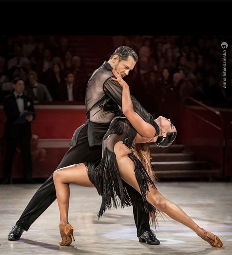 Samba Dance Aesthetic, Latin Ballroom Dance Aesthetic, Ballroom Dancing Aesthetic, Latin Dance Aesthetic, Ballroom Dance Aesthetic, Salsa Baile, Latino Dance, Danza Latina, Rumba Dance