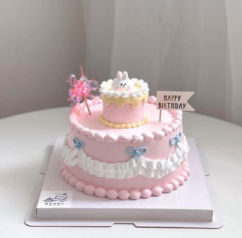 Kawaii Cakes Birthday, Small Two Tier Cake, Mini 2 Tier Cake, Bento Pasta, 17 Birthday Cake, Small Birthday Cakes, Tiered Cakes Birthday, Vintage Birthday Cakes, Elegant Birthday Cakes