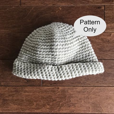 Crochet Skullcap, Crochet Pattern Beanie, Clothing Crochet, Handmade Beanies, Crochet Beanie Pattern, Stocking Ornament, Beanie Pattern, Wool Beanie, Star Ornament