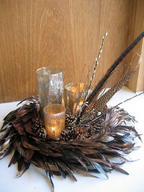 Decorating With Turkey Feathers, Turkey Feather Centerpiece, Feather Project Ideas, Turkey Feather Crafts, Feather Art Diy, Turkey Feather Decor, Pheasant Decor, Pheasant Feather Decor, Feather Ideas