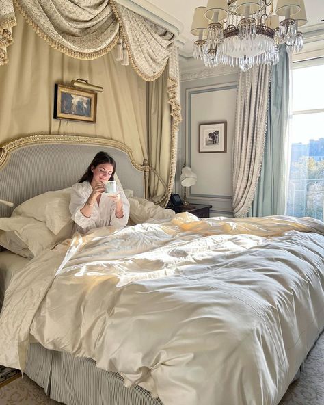 nicola bathie mclaughlin on Instagram: “Thriving ☕️” Bedroom Sets, Nicola Bathie Mclaughlin, Nicola Bathie, Royal Bedroom, Deco Bedroom, Dreamy Room, Dream House Interior, Dream Bedroom, Bedroom Inspo