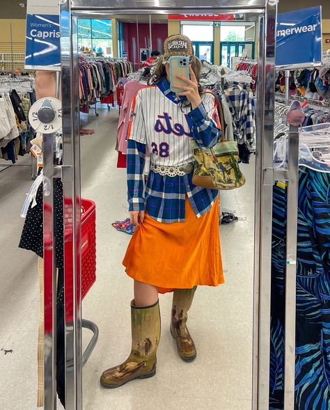 cleanup on isle 10!!!! 🚂🧸🪁🪀🚚 (this was seriously the most chaotic kids isle i’d ever encountered?!? some sht went down in the toys section apparently lol) #maximaliststyle #maximalistfashion #fallfashion #falloutfits #fallstyle #vintagestyle #vintagefashion Chaotic Fashion, Maximalist Fashion, Maximalist Style, The Toys, Colorful Fashion, Fall Outfits, Autumn Fashion, Fashion Inspo, Vintage Fashion