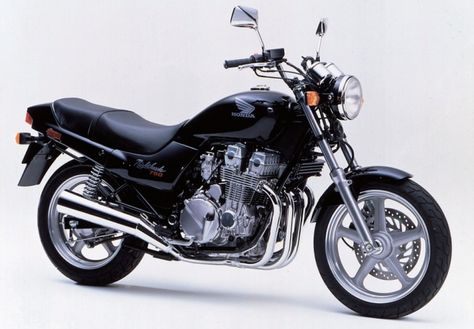 Best bikes for larger riders: Honda Nighthawk Moto Guzzi, Cb400 Super Four, Cb750 Nighthawk, Honda Nighthawk, Super Four, Honda Cb400, Vintage Honda Motorcycles, Honda 750, Best Motorbike