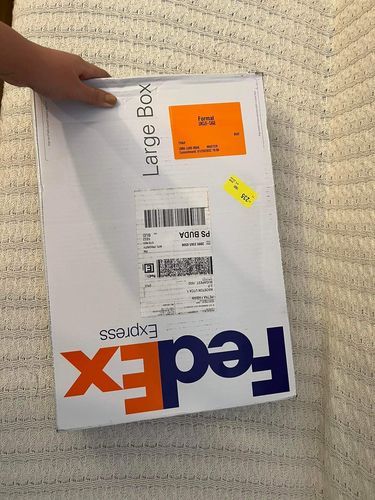 "The product arrived with great packaging, in perfect condition. I’m so happy !! Also, the shipping was super fast and very unproblematic. Thank you so much Cokodive, as always, you’ve outdone yourselves:)) I’ll be ofc buying everything f..." - Petra F. Fedex Video, Fedex Delivery Package, Flip Money, Id Card Photo Makeup, Fedex Package, Federal Government Grant, Dollars Money Wallpaper, Shipping Documents, Credit Card Tool