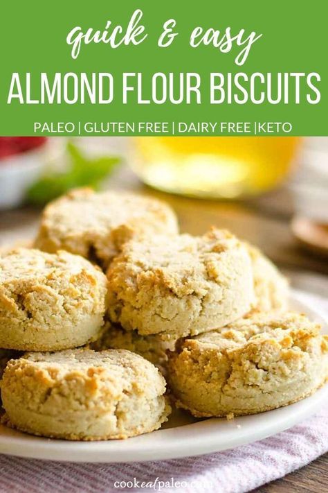 Keto Biscuit Recipe, Paleo Biscuit, Paleo Biscuits, Almond Flour Biscuits, Flour Biscuits, Paleo Breads, Low Carb Low Fat Recipes, Keto Biscuits, Paleo Bread