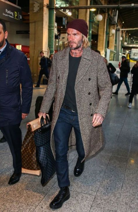 David Beckham Style 2022, David Beckham Winter Style, David Beckham 2022, David Beckham Street Style, Beckham Outfit, Man Fashion Style, David Beckham Style Outfits, David Beckham Style, Beckham Style