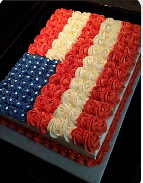 Patriotic Cake Decorating, July 4th Cake, American Flag Cake, Patriotic Cake, Fourth Of July Cakes, Independent Day, Yankee Doodle, Flag Cake, Patriotic Desserts