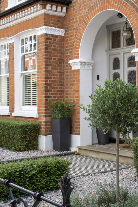 Federation House Front Garden, Front Garden Renovation, Edwardian House Front Garden, Edwardian Terrace Front Garden, London Front Garden Ideas, London Terrace Front Garden, 1930s House Front Garden, Victorian Front Garden Wall, Edwardian Front Garden