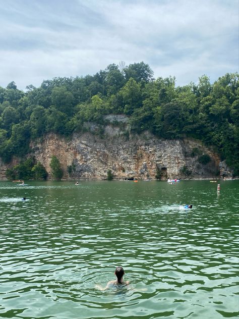 #fortdickersonquarry #tennessee #knoxville #quary #lake #swimming #aesthetic #summer #summeraesthetic Living In Tennessee, Tennessee Summer Aesthetic, East Tennessee Aesthetic, Tennessee Aesthetic Country, Knoxville Tennessee Aesthetic, Knoxville Aesthetic, Lake Swimming Aesthetic, Southern Summer Aesthetic, Stranger Things Summer