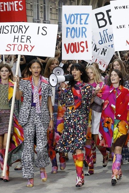 Take the Vogue Quiz of the Year here! Paris Fashion Week Chanel, Feminist Protest, Chanel 2015, Moda Chanel, Chanel Fashion Show, Mode Chanel, Chanel Cruise, Moda Paris, Chanel Spring