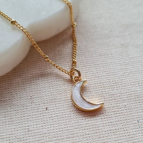 Moon Charm Necklace, Dna Necklace, Dainty Moon Necklace, Pretty Moon, Crescent Pendant, Crescent Moon Necklace Gold, Celestial Magic, Neck Pieces Jewelry, Gold Moon Necklace