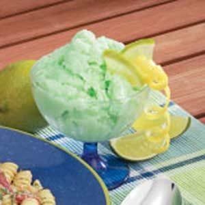 Lime Sherbet Lime Sherbert, Budget Desserts, Sherbet Recipes, Lime Sherbet, Yummy Ice Cream, Sorbet Recipes, Ice Cream Popsicles, Chex Mix, Make Ice Cream