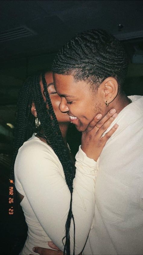 Image Couple, Black Love Couples, Couples Vibe, Black Couples Goals, Cute Relationship Photos, Cute Couples Photos, Photo Couple, Future Boyfriend, Two People