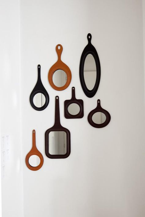 Leather House Decor, Leather Decor Ideas, Leather Objects, Mirrors Vintage, Hand Mirrors, Framed Mirrors, Mirror Collection, Leather Mirror, Leather Frame