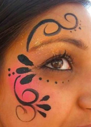 Simple side face painting idea Face Paint Ideas For Adults, Easy Face Paint Ideas, Easy Face Paint, Carnaval Make-up, Easy Face Painting Designs, Festival Face Paint, Face Paint Ideas, Cheek Art, Girl Face Painting