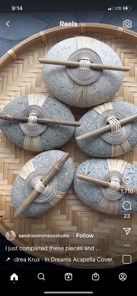 Caroline Kahler Rock Wrapping, Wrapping Rocks With Hemp, Wrapped Rocks Tutorial, How To Wrap Rocks, Stone Wrapping Macrame, Macrame Stone Wrapping Tutorial, Wrapping Rocks, Stone Weaving, Rock Weaving