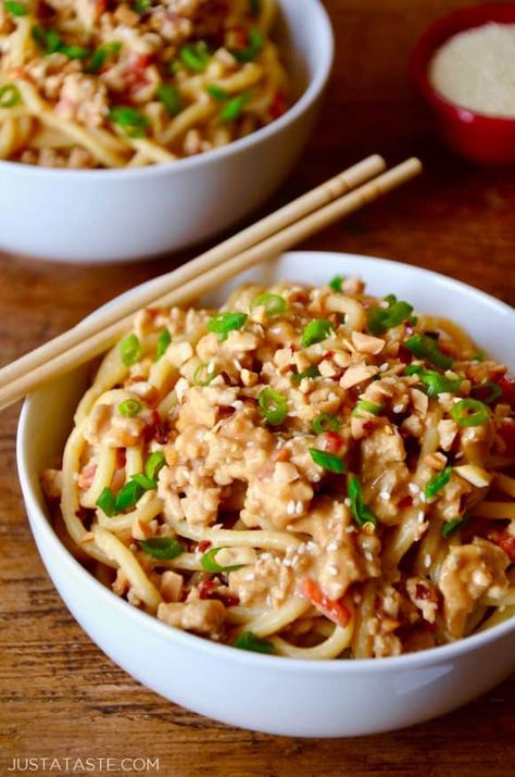 Peanut Noodles With Chicken, Asian Treats, Peanut Sauce Noodles, Recipes Spaghetti, Spicy Peanut Noodles, Noodles With Chicken, Yummy Noodles, Dan Dan Noodles, Just A Taste