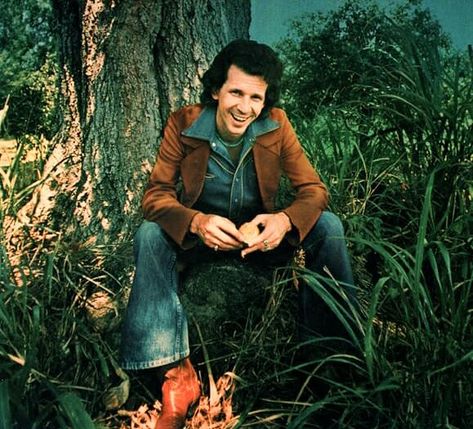 Gary Stewart *May 28, 1944 – December 16, 2003* Gary Stewart, The 1975 Album, In Memorian, Nashville Country, Mean Women, Dream Wall, Country Stars, Country Artists, The 1975