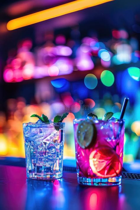 Cocktail in the neon light of the bar. Selective focus. stock photos Neon Drinks Alcohol, Neon Cocktails, Coctails Photo Instagram, Neon Drinks, Aesthetic Cocktails, Cocktail Photography Creative, Cocktail Night, Cocktail Photography, Fancy Cocktails