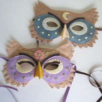 Owl Mask Tutorial--I don't think we need an owl but I love these and wonder if they could be adapted for other animals. Owl Mask, Owl Costume, Sew Mama Sew, Felt Owls, Felt Mask, Printable Sewing Patterns, Felt Owl, Animal Masks, Diy Mask