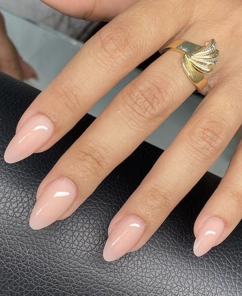 Nails Trend, Milky Nails, Classy Acrylic Nails, Almond Acrylic Nails, Soft Nails, Oval Nails, Neutral Nails, Prom Nails, Dream Nails