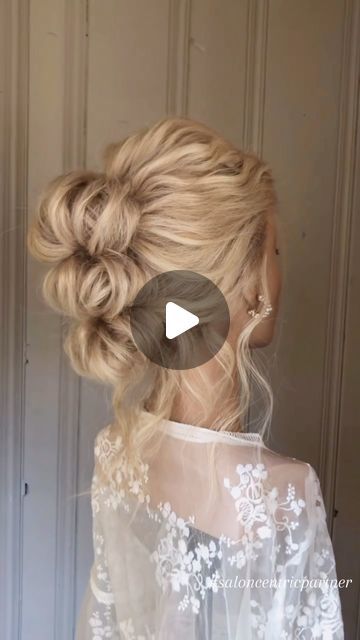 Updo Hairstyles With Braiding Hair, Hairstyle Updo Tutorial, Updos You Can Do On Yourself, Easy Up Do Long Hair, Hairstyles For Wedding Updo, Half Up Hair Tutorial Wedding, Updos Step By Step, Diy Up Dos For Medium Hair, Simple Braid Updo