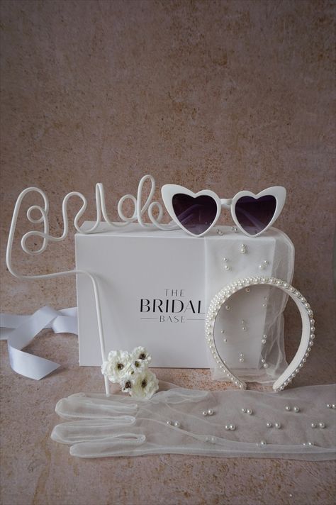 Hens gift boxes, accessories and activities for the modern bride to be Hen Party Veil, Bride To Be Gift Box Ideas, Bachelorette Bride Accessories, Hens Party Accessories, Bridal Shower Accessories, Bride Accessories Bachelorette, Bride To Be Accessories, Bachelorette Accessories For Bride, Bride To Be Party Ideas