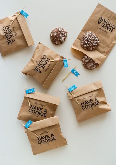 Wrap it Up: 30 Cute Cookie Wrappers to Buy or DIY | Brit + Co Gift Packaging, Cookie Wrapping Ideas, Christmas Packaging, Cute Cookies, Beautiful Packaging, Brown Paper, Paper Bags, Food Gifts, Baked Goods