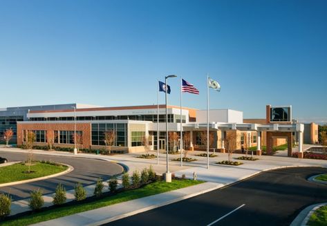 School Exterior, High School Study, High School Principal, Outdoor Learning Spaces, Urban Heat Island, United States Photography, High School Education, Beach House Exterior, Public High School