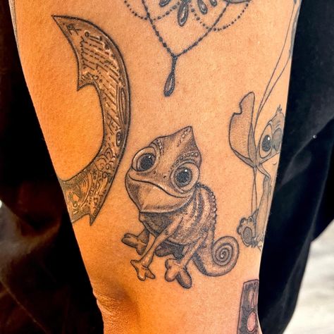 Pascal tattoo on disney sleeve Pascal Tattoo Tangled, Pascal Tattoo Disney, Pascal Drawing, Pascal Tattoo, Ferngully Tattoo, Disney Tangled Tattoo, Rapunzel Tattoo, Pascal Tangled, Disney Tattoos Quotes