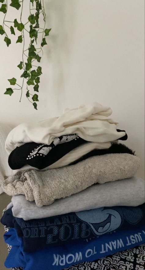 Folded Clothes Aesthetic, Fold Clothes Aesthetic, Clothes Folded Aesthetic, Folding Clothes Aesthetic, Folded Clothes, Depop Clothes, Folding Clothes, Just Amazing, Aesthetic Clothes