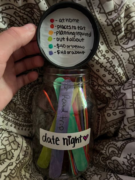 Date Jar Categories, Board Jar Ideas, Date Idea Jar Diy, Date Night Kit, Solo Date Jar Ideas, Diy Date Jar Ideas, Jar Date Ideas, Love Jar Ideas, Saving Jar Ideas