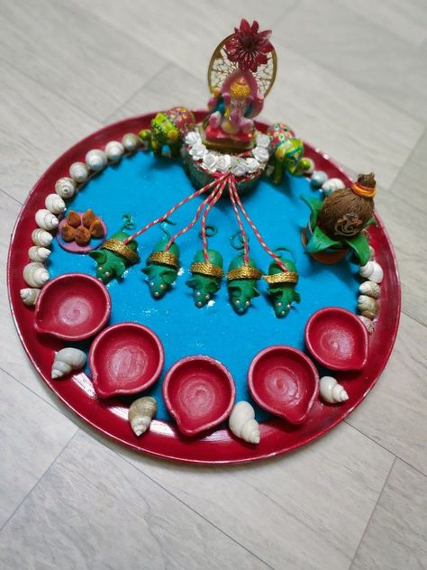 Ganapati Thali Decoration, Rakhi Dish Decoration, Ganpati Pooja Thali Decoration Ideas, Arati Plate Decoration For Ganpati, Arti Thali Decoration Ganpati, Dish Decoration For Aarti Ganpati, Aarati Plates Decoration, Ganesh Arti Thali Decoration, Ganpati Arti Thali Decorations