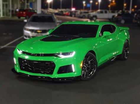 Chevrolet Camaro ZL1 painted in Krypton Green Photo taken by: @darren_staton on Instagram Owned by: @darren_staton on Instagram Lime Green Camaro, Pink Camaro, Green Camaro, Chevrolet Camaro 2015, Preppy Car Accessories, Classic Car Photography, Carbon Fiber Wallet, New Mustang, Chevy Girl