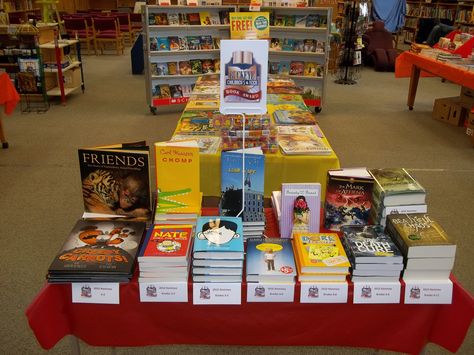 Scholastic Book Fairs have many of the 2013 nominated titles. Set up a display table at your Book Fair! Book Fair Display, Book Fair Table Display, Scholastic Book Fair Aesthetic, Literati Book Fair, Scholastic Book Fair Decorations, Reading Land Book Fair, Book Fair Nostalgia, School Book Fair, Book Fairs