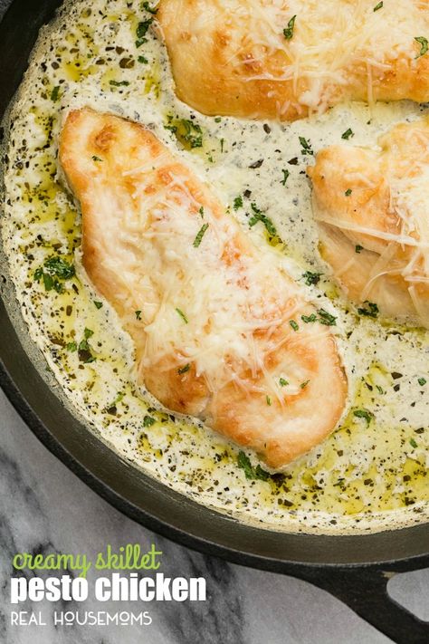 CREAMY SKILLET PESTO CHICKEN has the most flavorful white cream pesto sauce imaginable covering juicy chicken, and topped with parmesan cheese! Pesto Meals, Gourmet Meals, Skillet Recipes, Creamy Pesto, Meal Times, Baking Fun, Keto Ideas, Chicken Main Dishes, Pesto Recipe