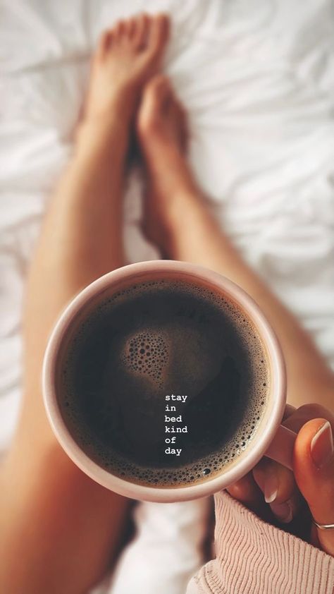 Sunday Morning Coffee, Sunday Coffee, Lazy Sunday Morning, Coffee Instagram, Instagram Creative Ideas, Healthy Morning Routine, Shotting Photo, Photographie Portrait Inspiration, Coffee Photos