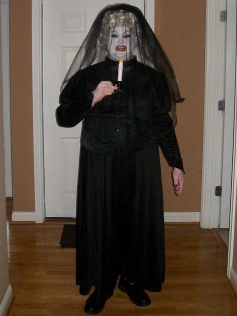 Insidious costume! Awesome! Insidious Costume, Old Man Meme, Butterfly Halloween, Memory Pictures, Spooky Szn, Black Bride, Old Lady, Old Woman, 13th Birthday