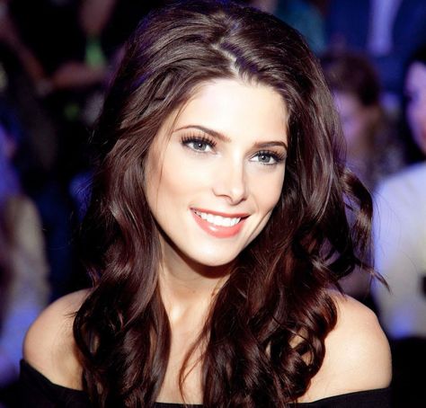 Ashley Greene Twilight, Ashley Green, Barbara Mori, Danielle Panabaker, Ashley Greene, Female Actresses, Woman Face, American Actress, Favorite Celebrities